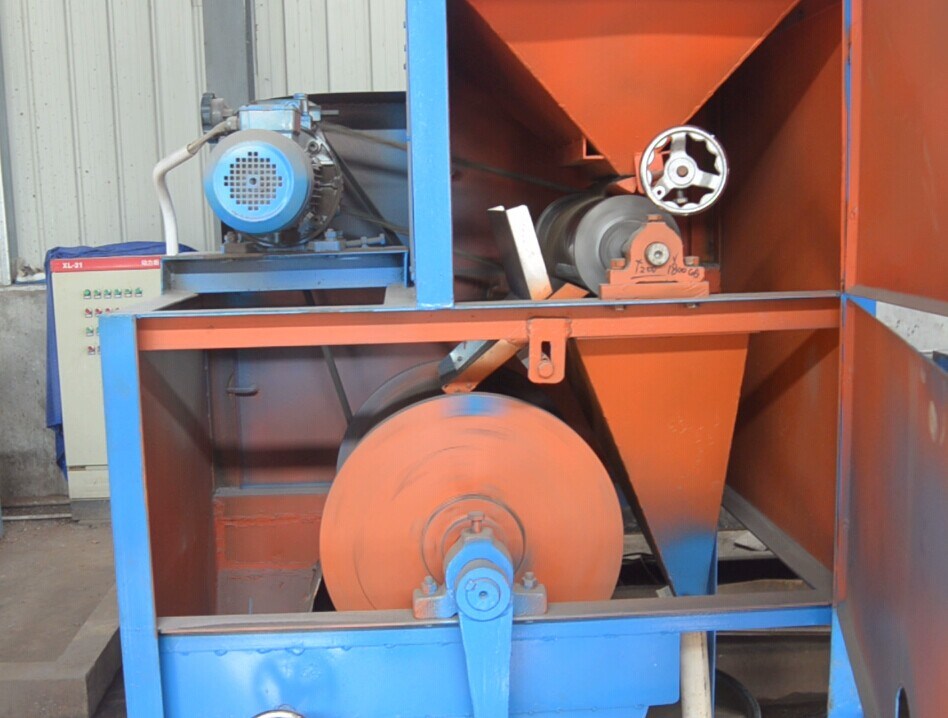 dry magnetic separator