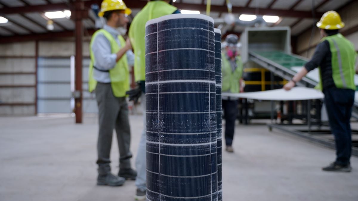 How much it cost to install a solar panel recycling plant in Mexico